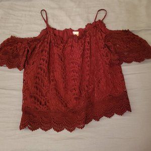 Alya maroon shoulder-less cropped top